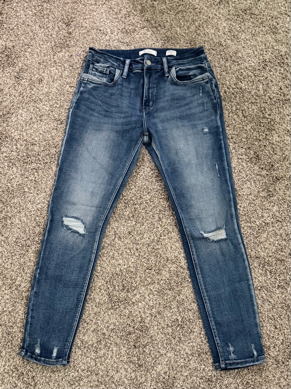 Women’s Kancan Distressed Skinny Jeans midrise size 28